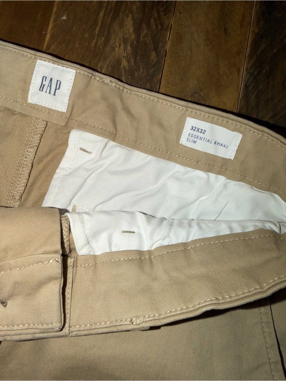 GAP Men's Tan Khaki Chino Pants - Picture 3 of 6